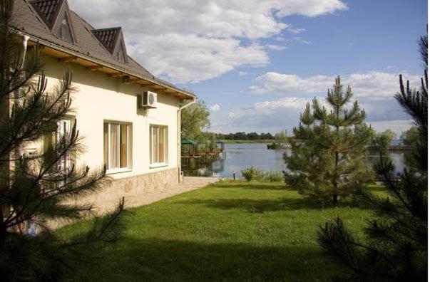 Marco Polo Hotel Ulʼyanovka Exterior foto