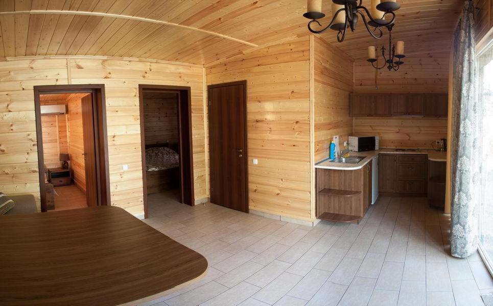Marco Polo Hotel Ulʼyanovka Quarto foto